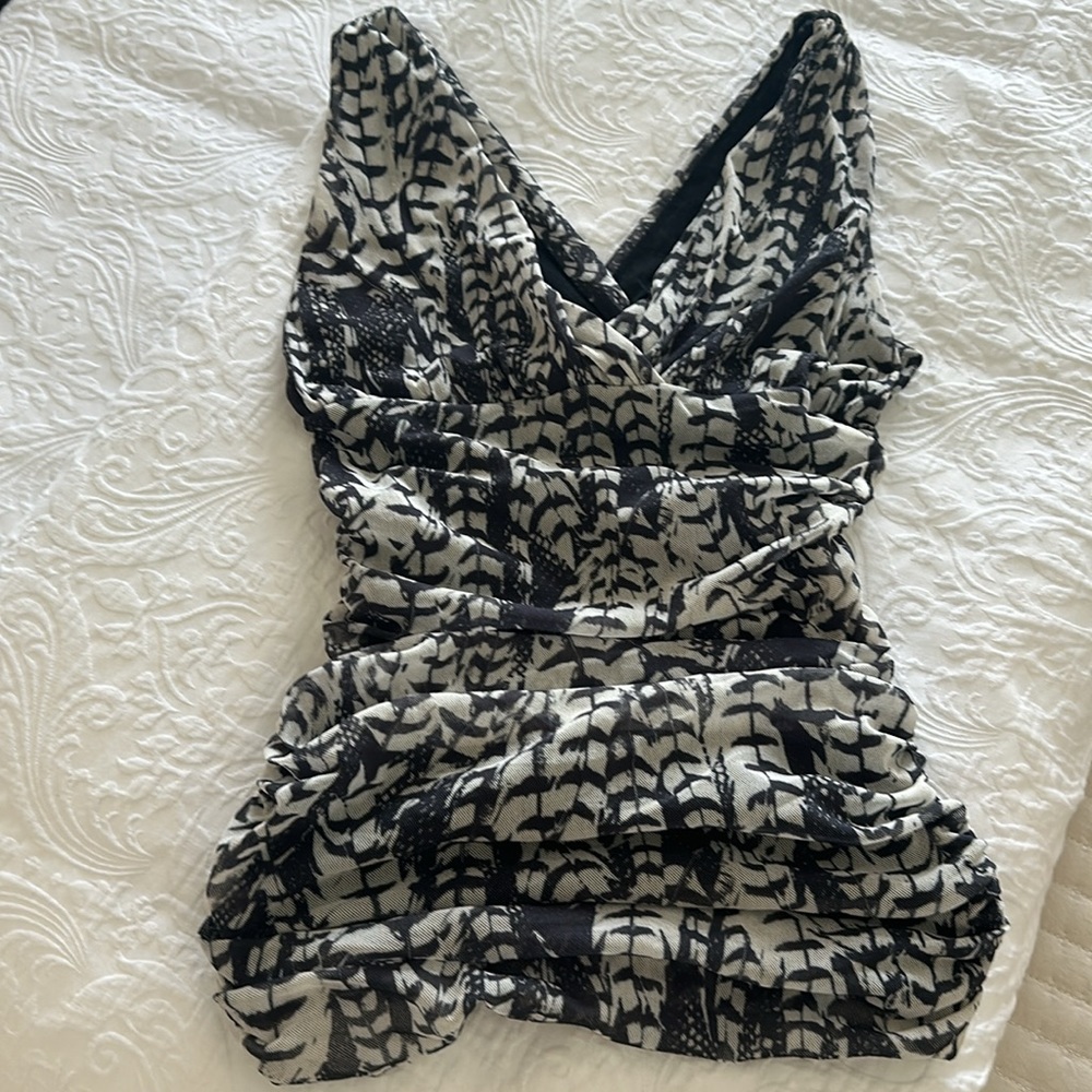 Tank Top - Picture 3 of 4